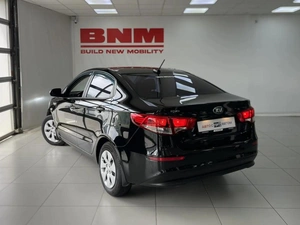 Седан Kia Rio 2017 года, 1100000 рублей, Смоленск