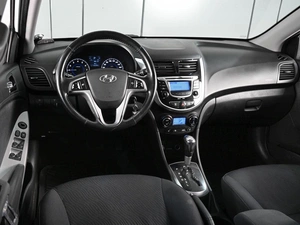 Седан Hyundai Solaris 2012 года, 939000 рублей, Аксай