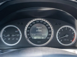 Седан Mercedes-benz C-класс 2010 года, 955000 рублей, Краснодар