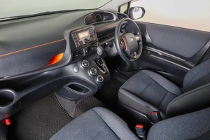 Минивэн Toyota Sienta 2016 года, 1529000 рублей, Пермь