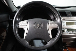 Седан Toyota Camry 2008 года, 1059000 рублей, Сургут