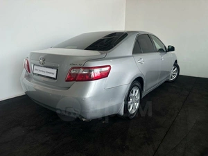 Седан Toyota Camry 2011 года, 1295000 рублей, Кемерово