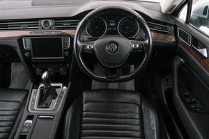 Универсал Volkswagen Passat 2015 года, 1499000 рублей, Красноярск