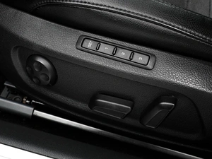 Седан Volkswagen Passat 2012 года, 899000 рублей, Волгоград