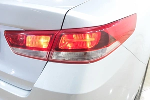 Седан Kia Optima 2017 года, 2099000 рублей, Новокузнецк