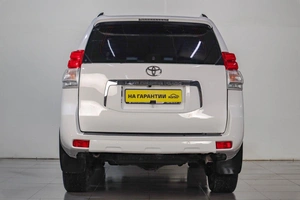 Внедорожник Toyota Land Cruiser Prado 2013 года, 2589000 рублей, Челябинск