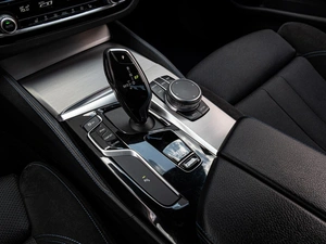 Седан BMW 5 серия 2020 года, 3900000 рублей, Краснодар