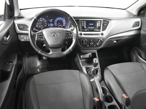 Седан Hyundai Solaris 2018 года, 779900 рублей, Казань