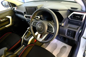 Внедорожник Toyota Raize 2019 года, 1599000 рублей, Омск