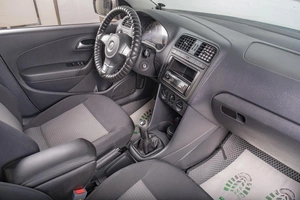 Седан Volkswagen Polo 2011 года, 769000 рублей, Томск