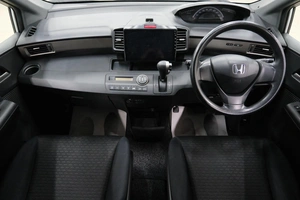 Минивэн Honda Freed 2010 года, 1199000 рублей, Омск