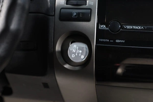 Лифтбек Toyota Prius 2007 года, 759000 рублей, Новосибирск