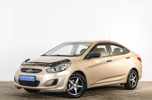 Седан Hyundai Solaris 2014 года, 1049000 рублей, Тюмень