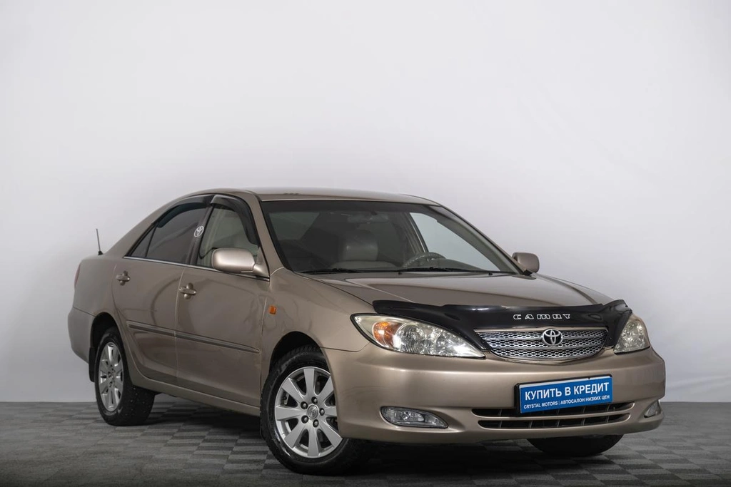 Седан Toyota Camry 2003 года, 729000 рублей, Томск