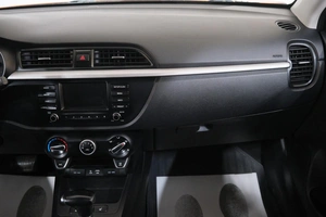 Седан Kia Rio 2017 года, 1199000 рублей, Омск