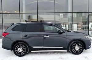 Внедорожник Mitsubishi Outlander 2019 года, 2650000 рублей, Красноярск