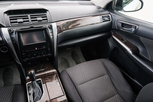 Седан Toyota Camry 2016 года, 1849000 рублей, Красноярск