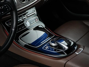 Седан Mercedes-benz E-класс 2016 года, 2499046 рублей, Москва