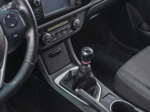 Седан Toyota Corolla 2014 года, 1329000 рублей, Сургут