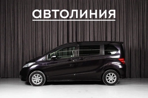 Минивэн Honda Freed 2009 года, 870000 рублей, Красноярск