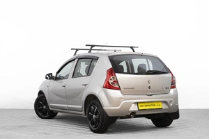 Хетчбэк Renault Sandero 2013 года, 639000 рублей, Барнаул