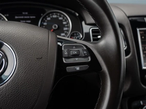 Внедорожник Volkswagen Touareg 2011 года, 2100000 рублей, Краснодар