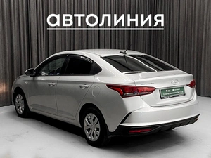 Седан Hyundai Solaris 2021 года, 1390000 рублей, Красноярск