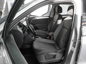 Внедорожник Volkswagen Tiguan 2017 года, 2475000 рублей, Тюмень