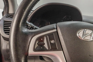 Хетчбэк Hyundai Solaris 2012 года, 899000 рублей, Челябинск