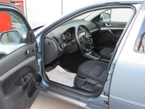 Хэтчбек Skoda Octavia 2009 года, 725000 рублей, Брянск