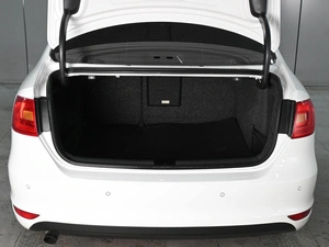 Седан Volkswagen Jetta 2012 года, 1179000 рублей, Аксай