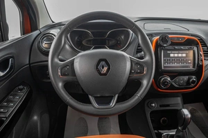 Внедорожник Renault Kaptur 2018 года, 1559000 рублей, Барнаул