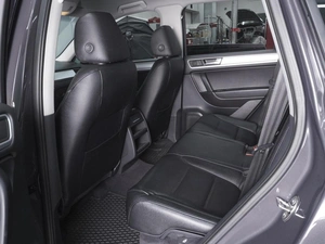 Внедорожник Volkswagen Touareg 2012 года, 1930000 рублей, Ростов-на-Дону