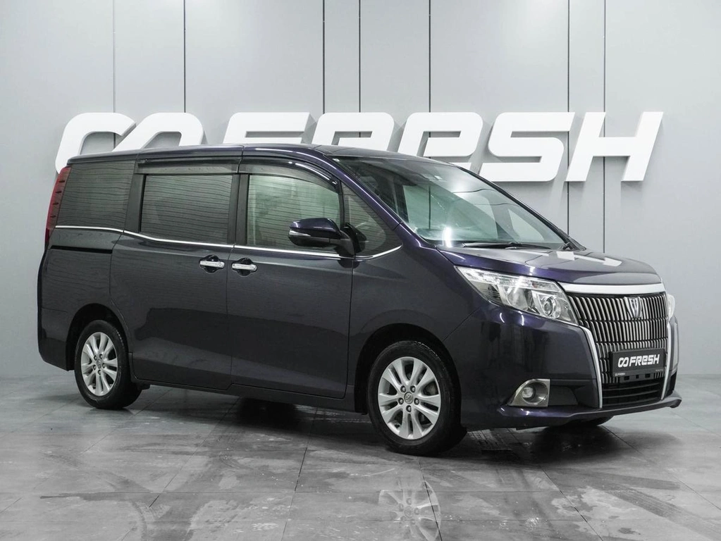 Минивэн Toyota Esquire 2016 года, 1799000 рублей, Воронеж