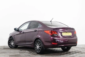 Седан Hyundai Solaris 2012 года, 749000 рублей, Сургут