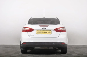 Седан Ford Focus 2011 года, 759000 рублей, Томск
