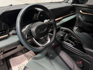 Внедорожник Geely Monjaro 2023 года, 3099000 рублей, Красноярск