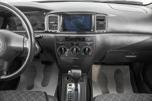 Седан Toyota Corolla 2006 года, 699000 рублей, Барнаул