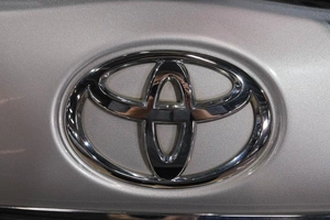 Хетчбэк Toyota Vitz 2013 года, 699000 рублей, Новокузнецк