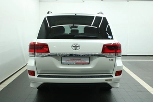 Внедорожник Toyota Land Cruiser 2017 года, 6640000 рублей, Красноярск