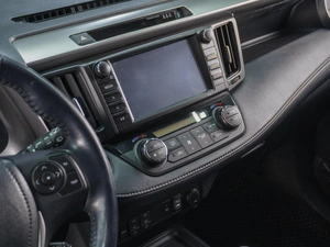 Внедорожник Toyota RAV4 2018 года, 2729000 рублей, Сургут