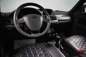 Седан ВАЗ (LADA) Priora 2016 года, 479000 рублей, Сургут