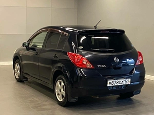 Хетчбэк Nissan Tiida 2005 года, 497000 рублей, Красноярск