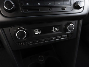 Седан Volkswagen Polo 2013 года, 879000 рублей, Саратов
