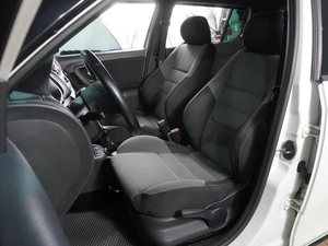 Хетчбэк Skoda Fabia 2012 года, 989000 рублей, Воронеж