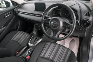 Хетчбэк Mazda Demio 2019 года, 1249000 рублей, Красноярск