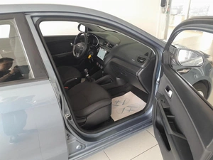 Седан 2 дв. Kia Rio 2015 года, 1065000 рублей, Смоленск