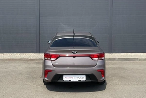Седан Kia Rio 2018 года, 1275000 рублей, Солонцы