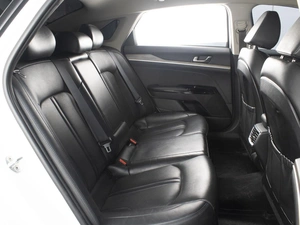 Седан Kia K5 2021 года, 2640000 рублей, Омск