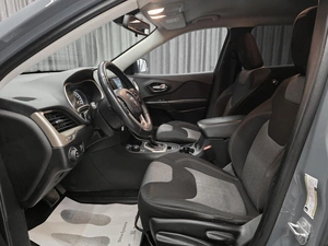 Внедорожник Jeep Cherokee 2014 года, 1679000 рублей, Красноярск